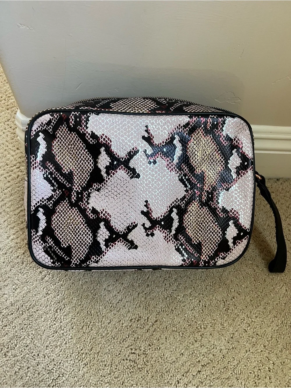 Nicole Miller Makeup Bag  Cosmetic bag in Pink, Gold and Black